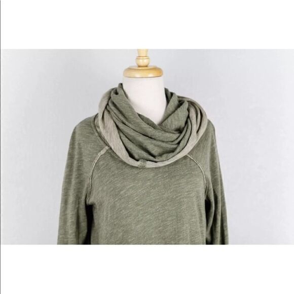 Free People | FP Beach Cotton Cocoon Cowl Long Sleeve Pullover in Green | XS/S - Picture 4 of 9